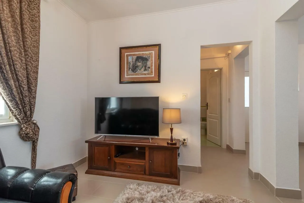 Villa Insula Ventum Trogir 0*,
